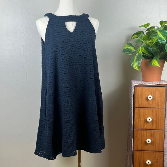 Hope & Harlow Dresses & Skirts - Hope & Harlow Navy Blue Eyelet Sleeveless Lined Dress Size 2